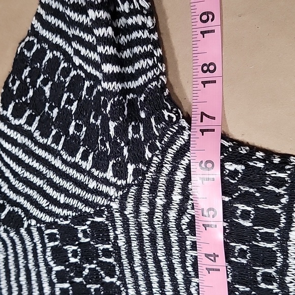 MOD Lusive Size S Black & White Cardigan Sweater with Pockets, Gently Used Cond. - Picture 8 of 12